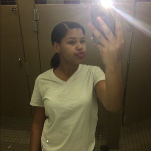 Meet your Posher, Sierra